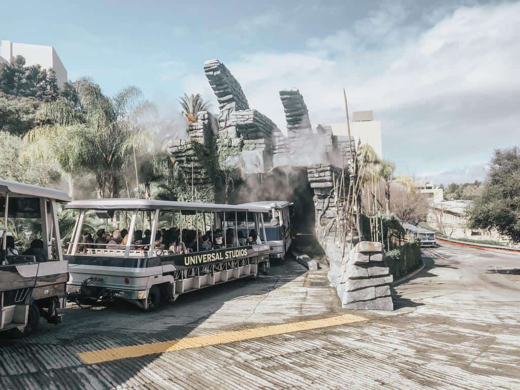Universal Studios Hollywood, planning a day at Universal Studios, things to know before you go, tips and secrets, best rides, food, exrpress pass ticket, where to stay, California, complete guide