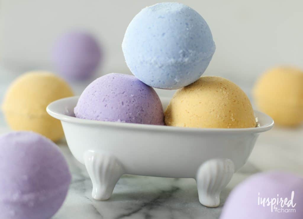 DIY bath bombs