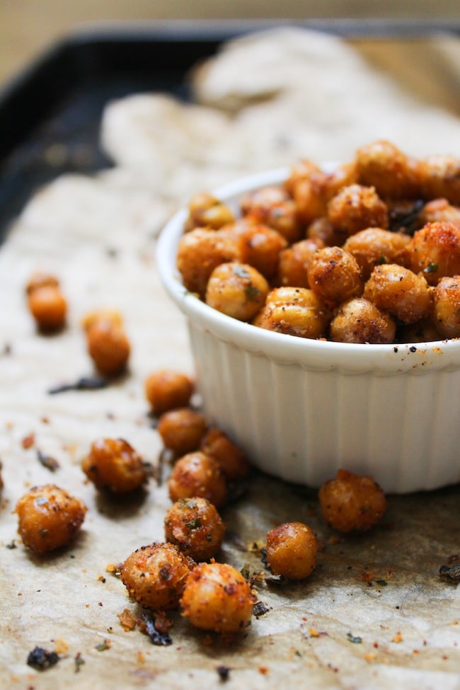 roasted chickpeas, healthy snack idea