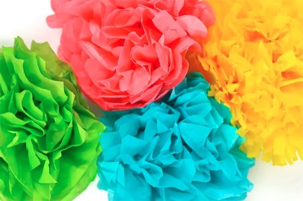 how to make tissue paper flowers at home